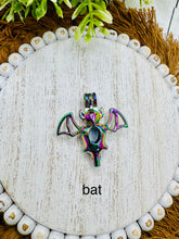 Load image into Gallery viewer, Pearl Party Cages
